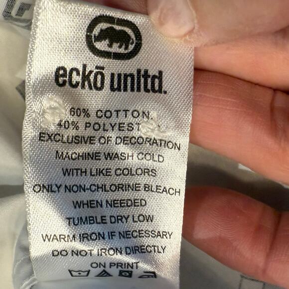 Ecko Men’s Medium White and Black Short Sleeve Button Up Shirt - Picture 7 of 8